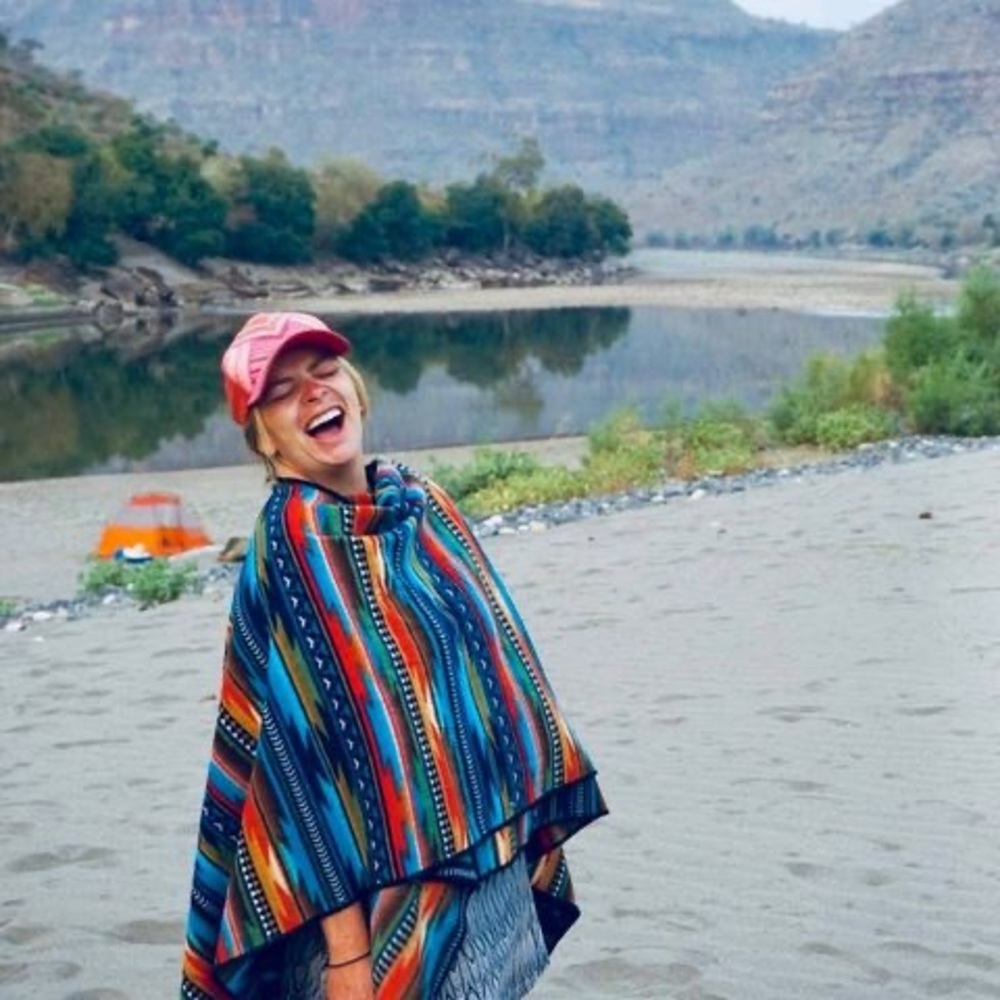 Meet your Posher, Daniela